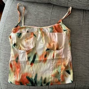 Cami top multicolor. Yellowish. Stretchy comfortable size xs fits small